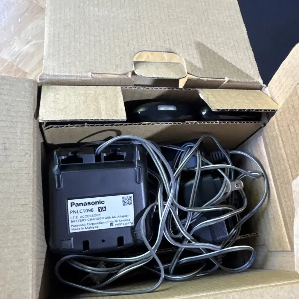 Panasonic KX-TGU433B 3 Handset Cordless Phone Large Display Call Block Black